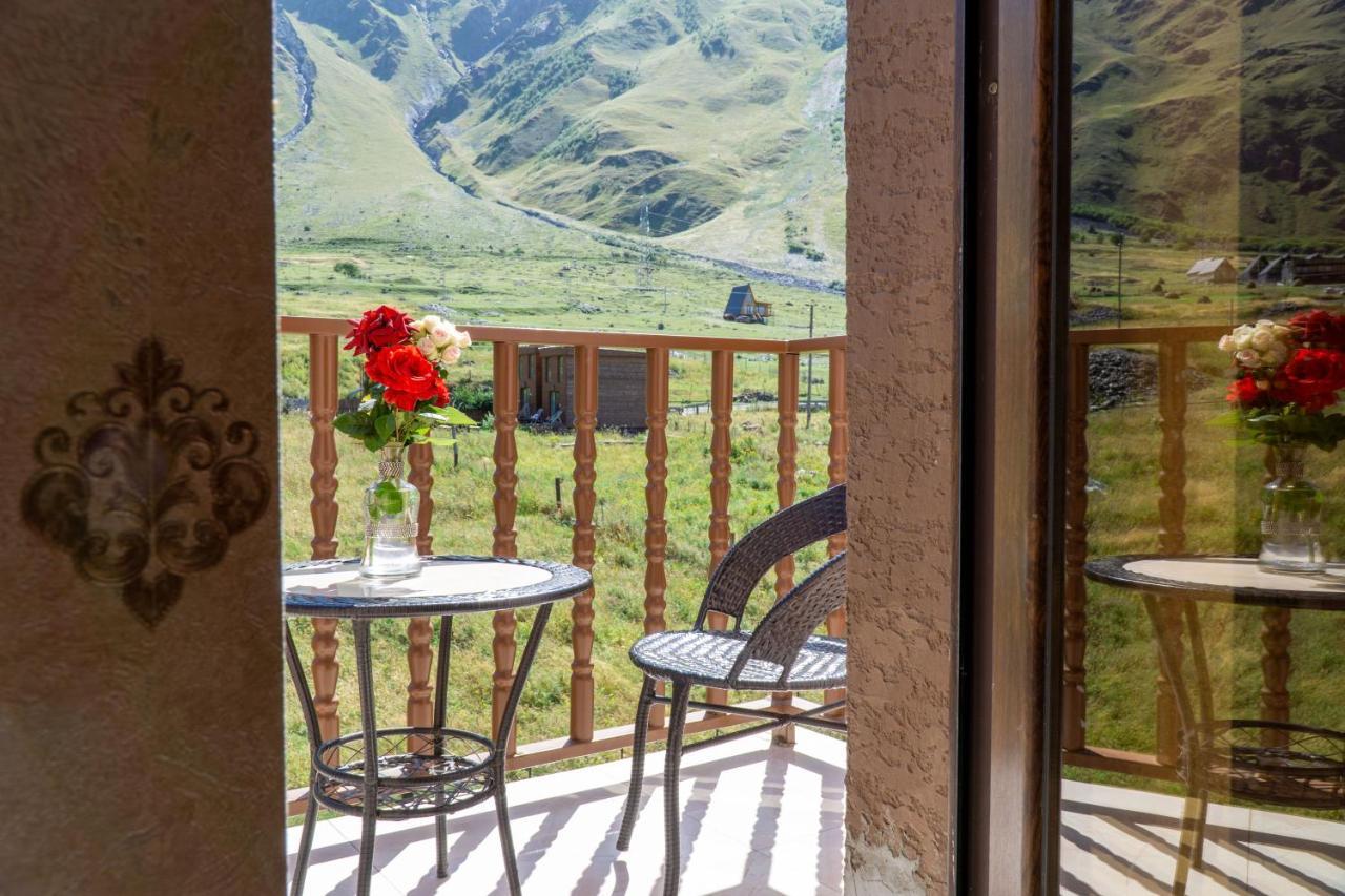 Hotel Diamond Kazbegi Kültér fotó